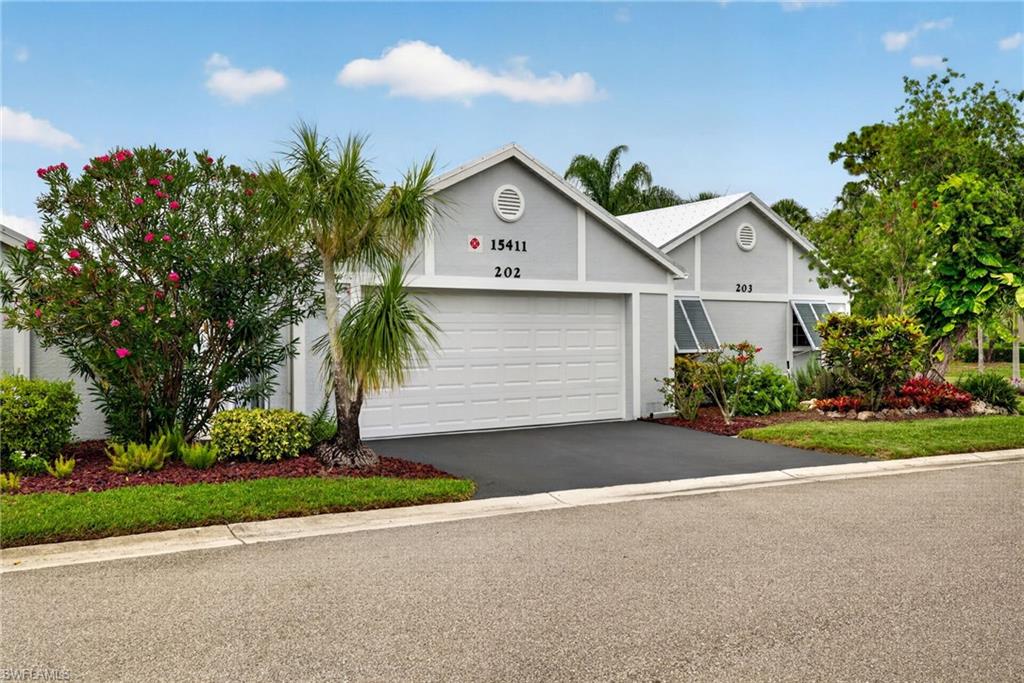 VILLAGE OF INDIAN CREEK - Residential