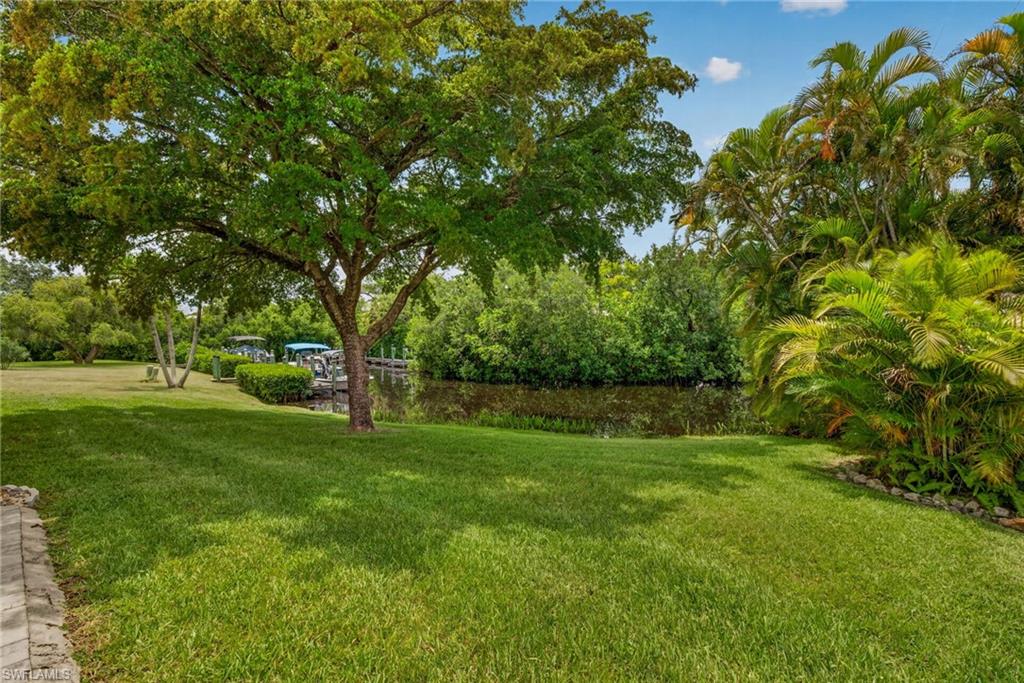 VILLAGE OF INDIAN CREEK - Residential