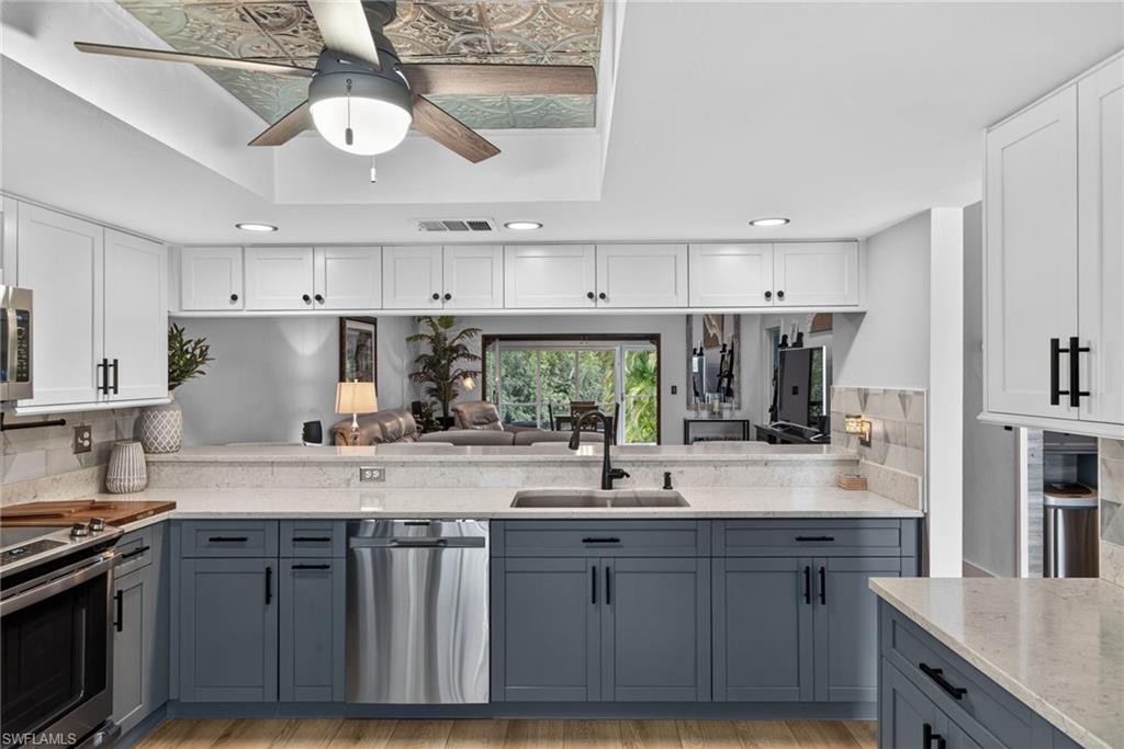 VILLAGE OF INDIAN CREEK - Residential