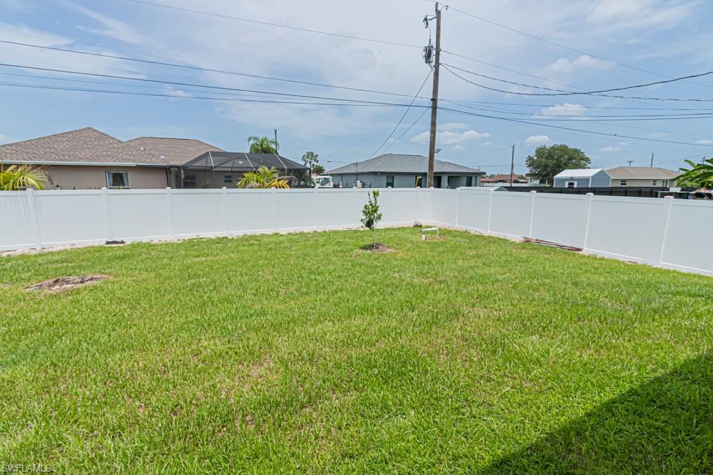 CAPE CORAL - Residential