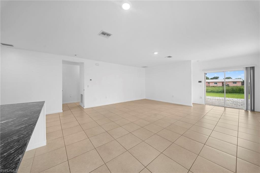 CALOOSA LAKES - Residential Lease