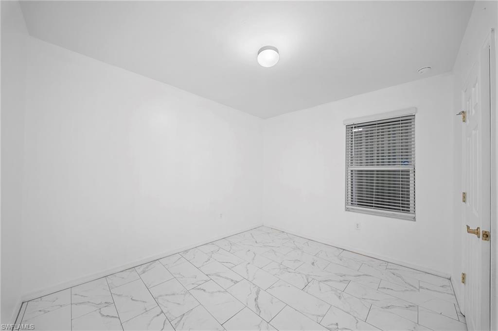 CALOOSA LAKES - Residential Lease