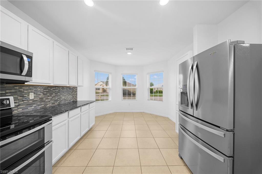 CALOOSA LAKES - Residential Lease