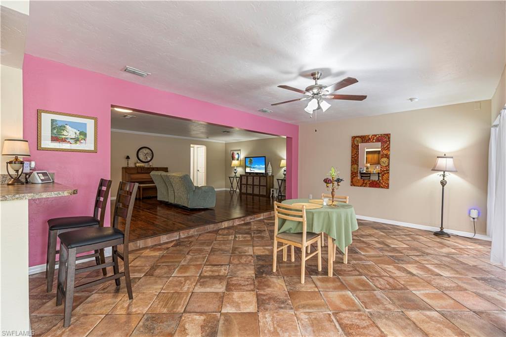 COUNTRY CLUB ESTATES - Residential