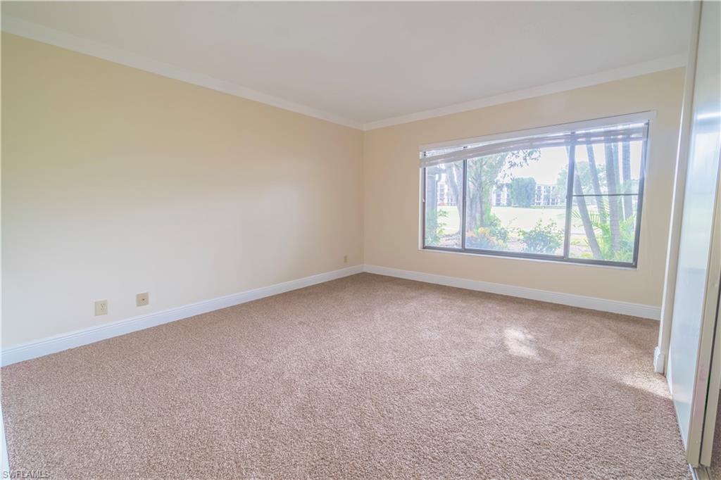SEVEN LAKES - Residential