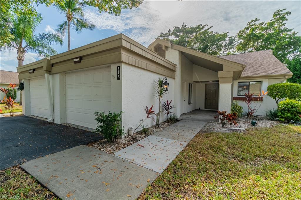 SEVEN LAKES - Residential