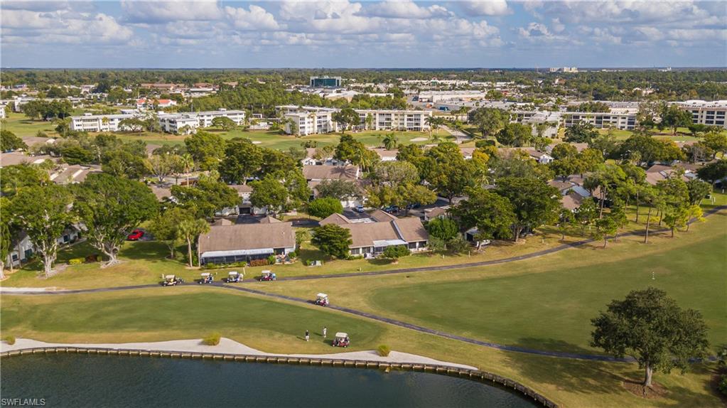 SEVEN LAKES - Residential
