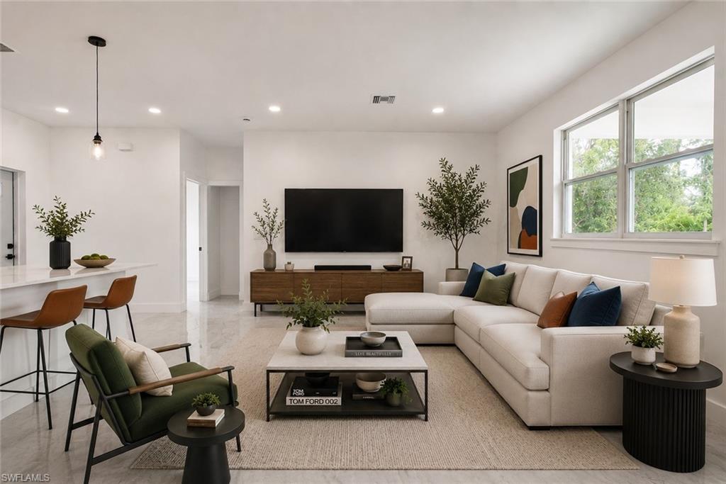 LEHIGH ESTATES - Residential