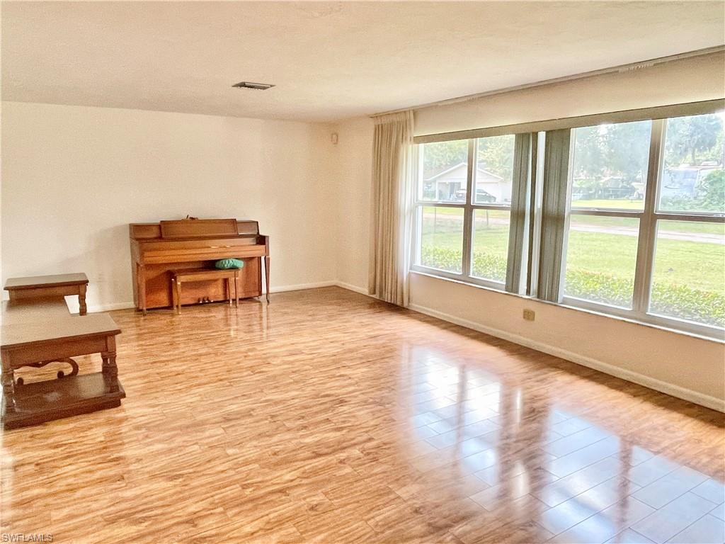 ENGLESIDE LANES SUBD - Residential
