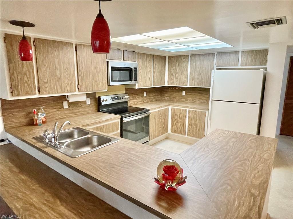 ENGLESIDE LANES SUBD - Residential