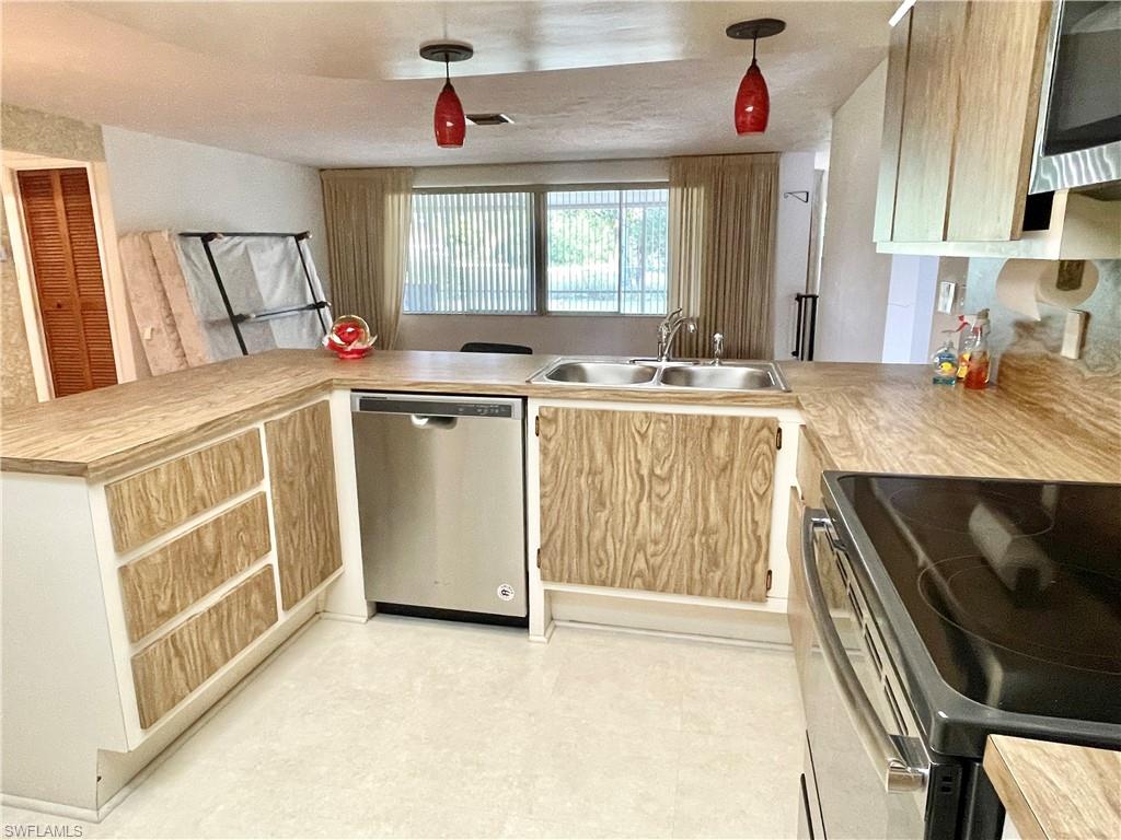 ENGLESIDE LANES SUBD - Residential