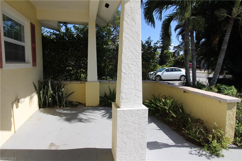 NAPLES PARK - Residential