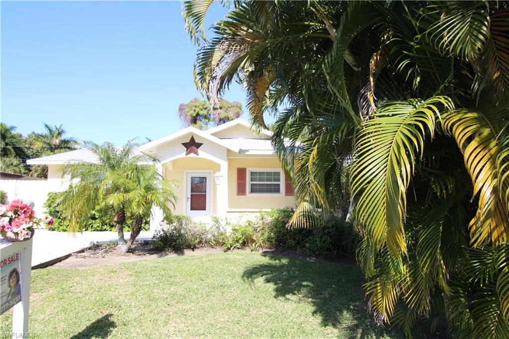 NAPLES PARK - Residential