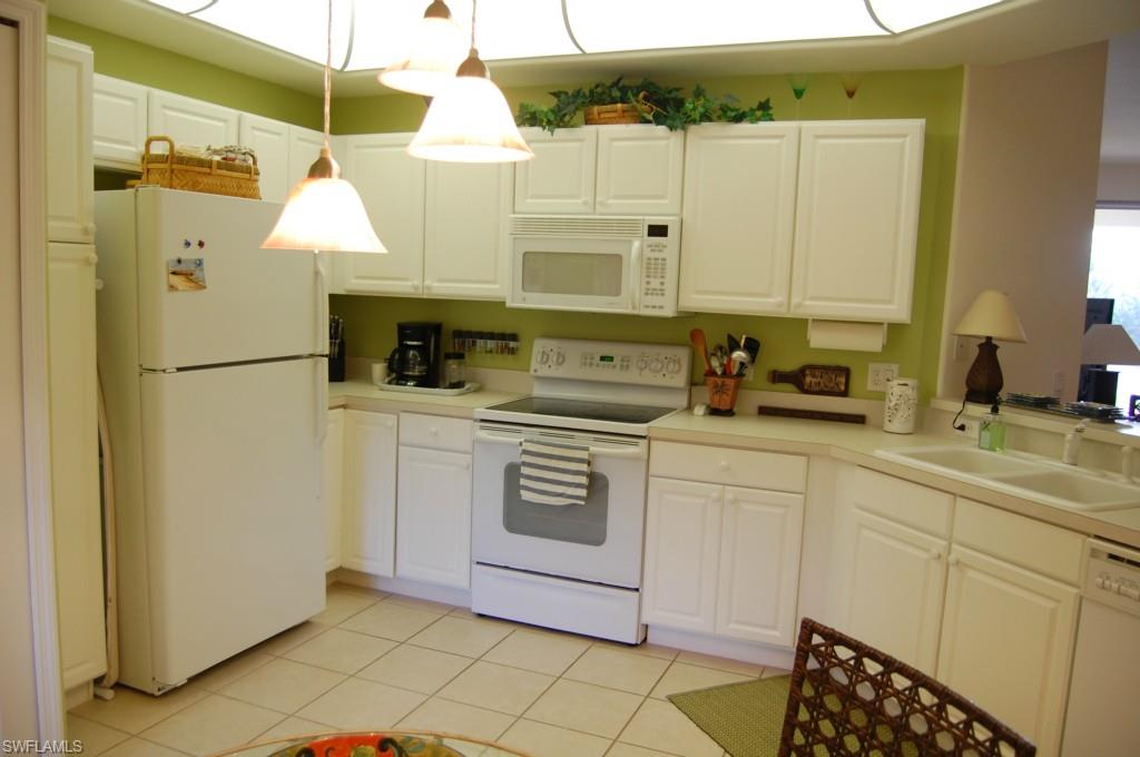 GARDEN LAKES - Residential