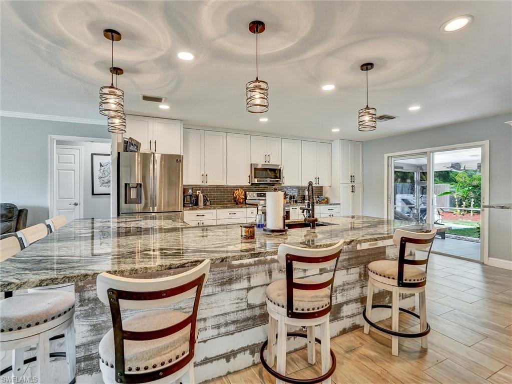IMPERIAL PINES - Residential