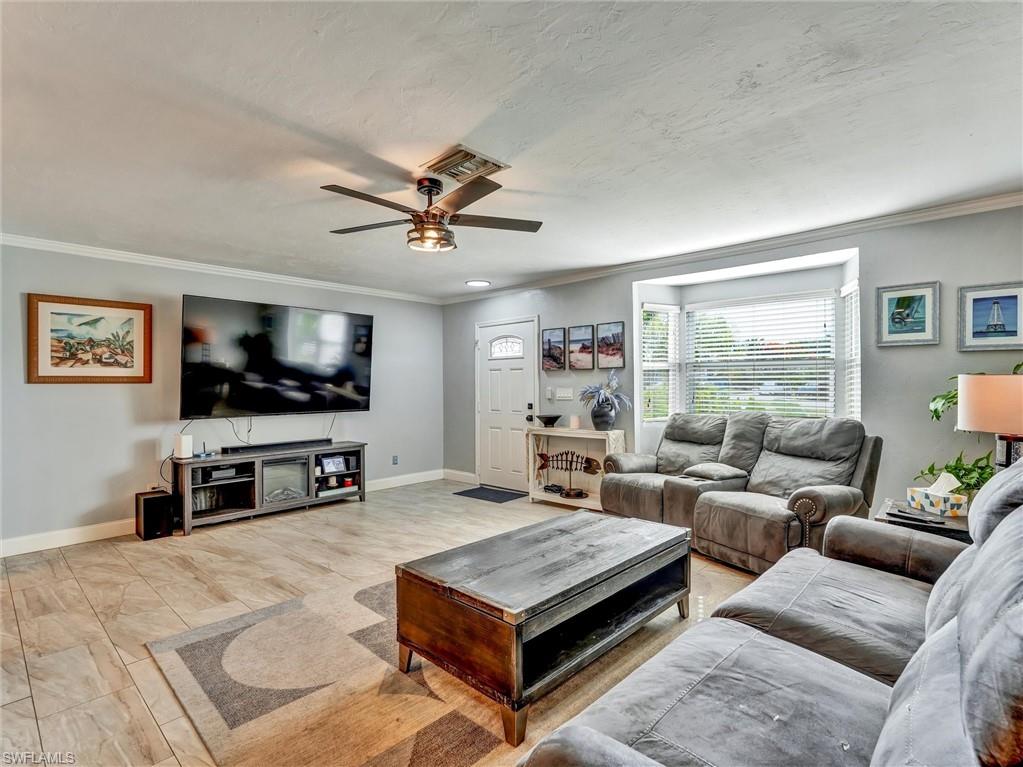 IMPERIAL PINES - Residential