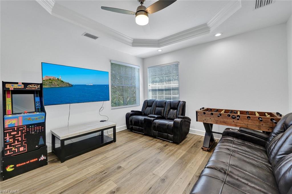 CYPRESS COVE - Residential Lease
