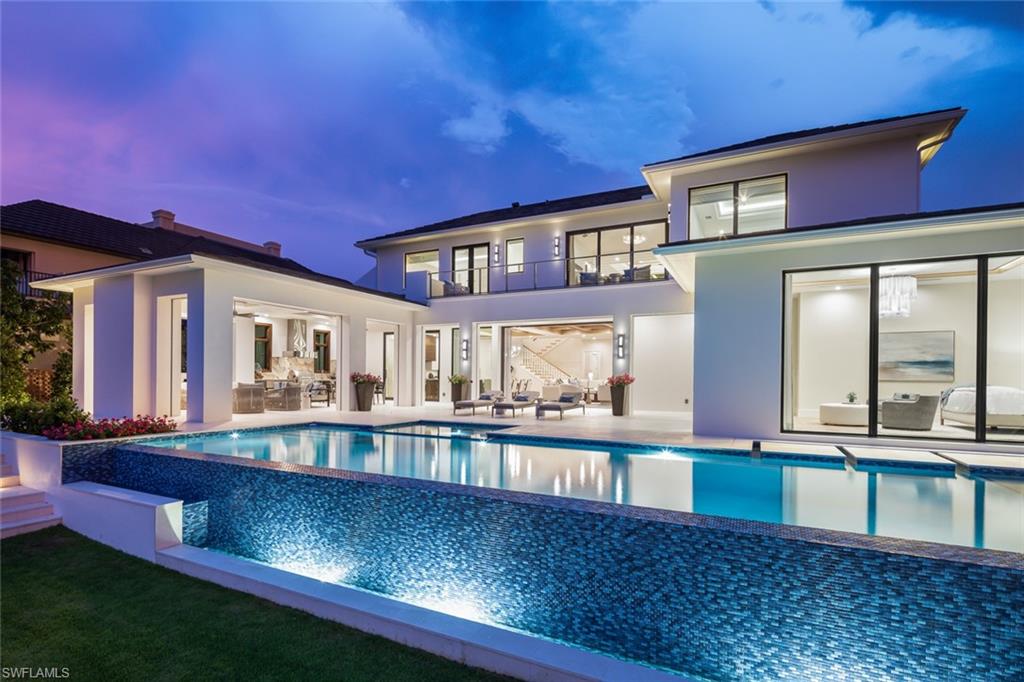 AQUALANE SHORES - Residential