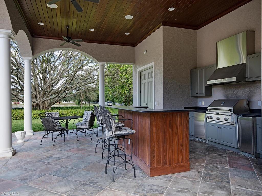 LIVINGSTON WOODS - Residential