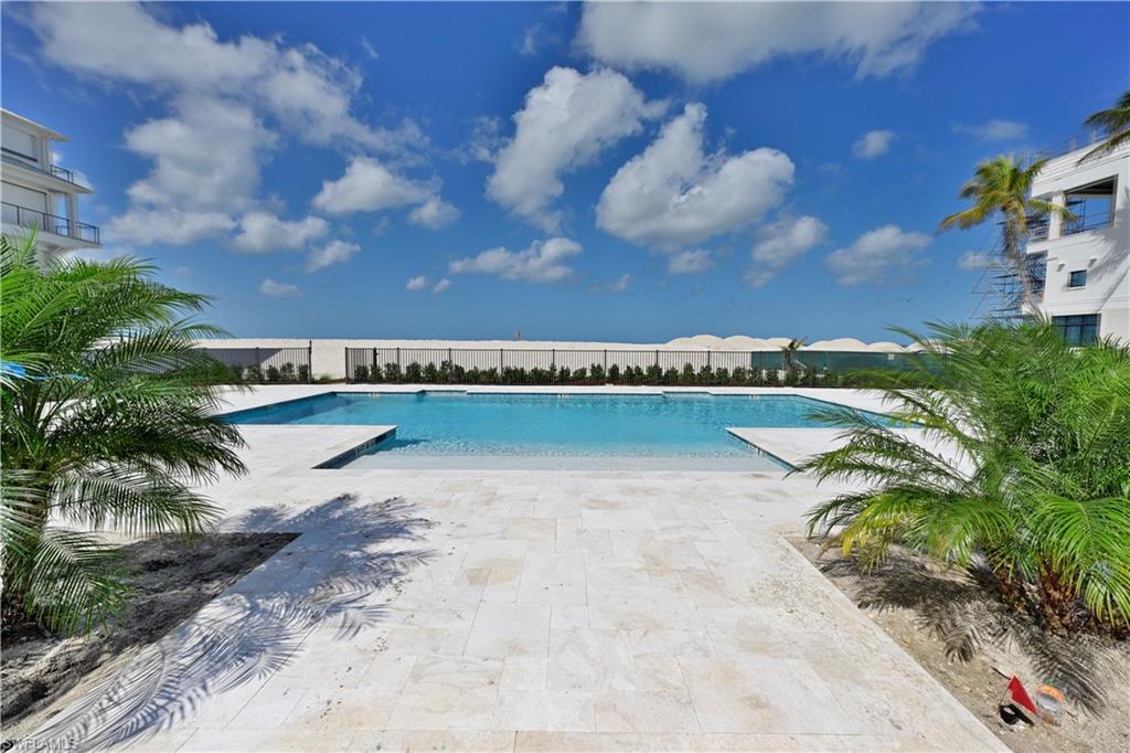 BAREFOOT BEACH - Residential
