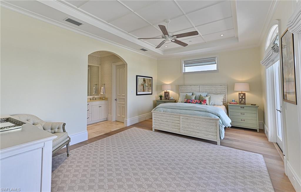 BAREFOOT BEACH - Residential