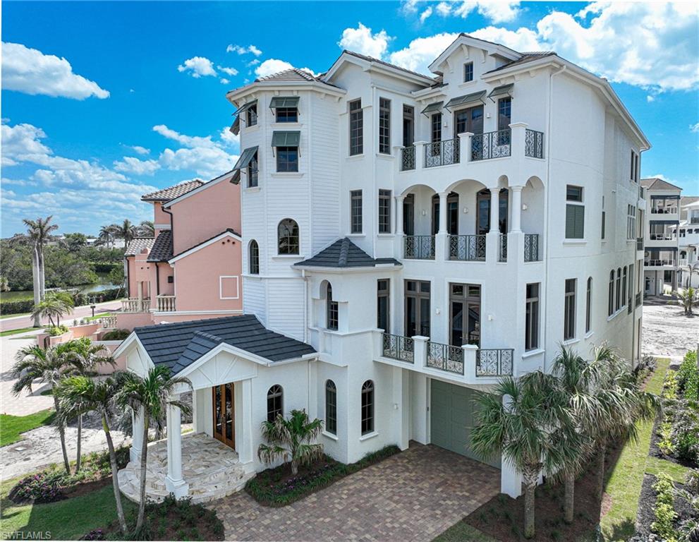 BAREFOOT BEACH - Residential