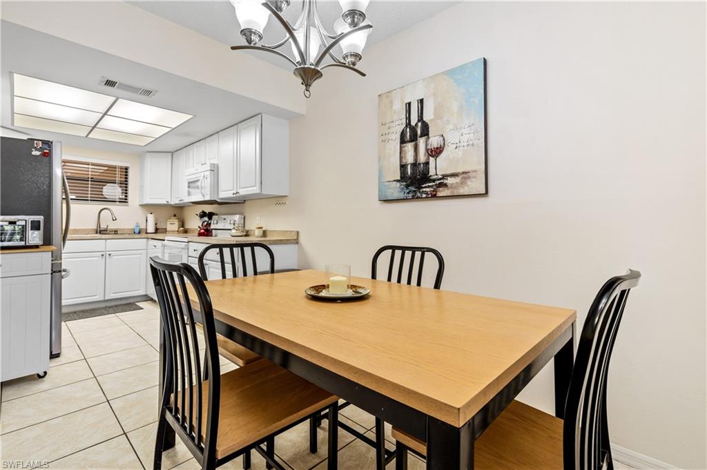 MAPLE GARDENS - Residential