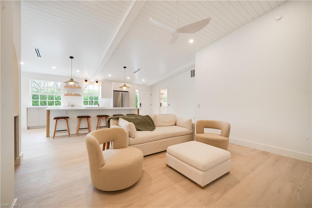 VILLAGE WALK - Residential