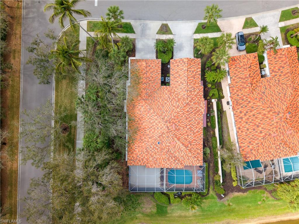VILLAGE WALK - Residential