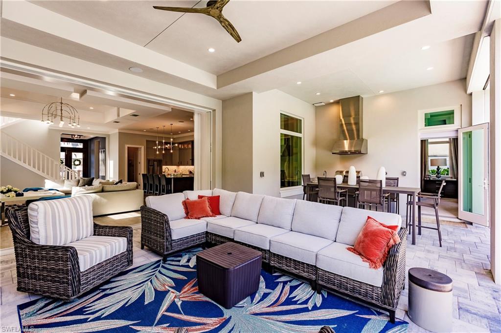 WINDWARD ISLE - Residential