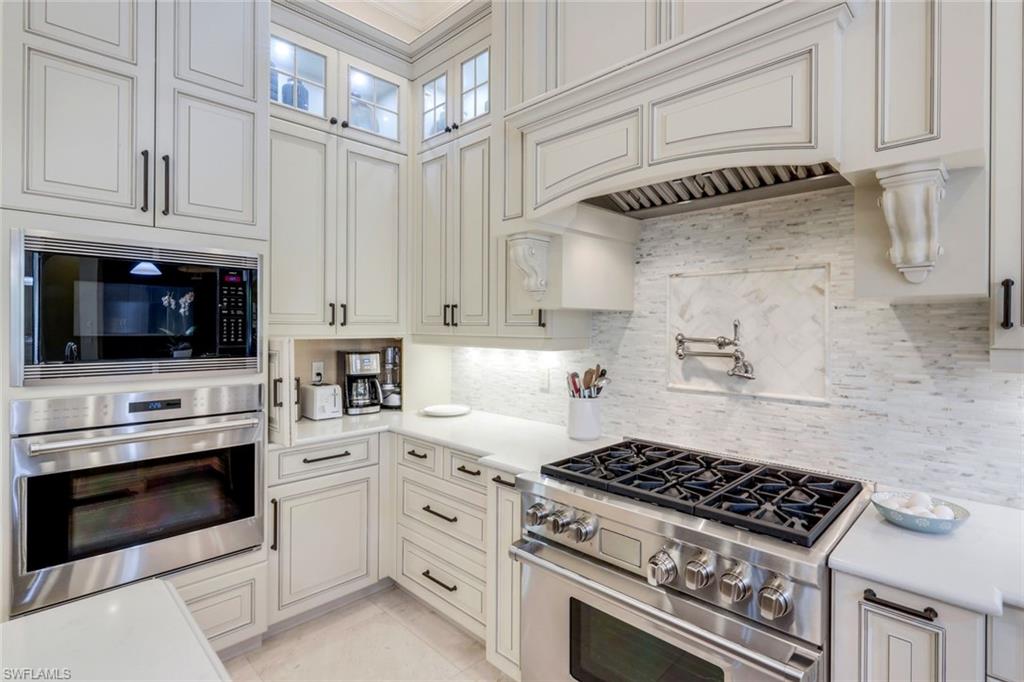 ESTATES AT GREY OAKS - Residential