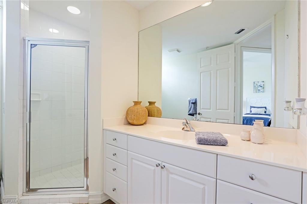 REGATTA - Residential Lease