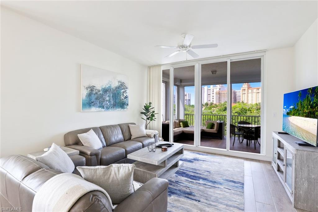 REGATTA - Residential Lease
