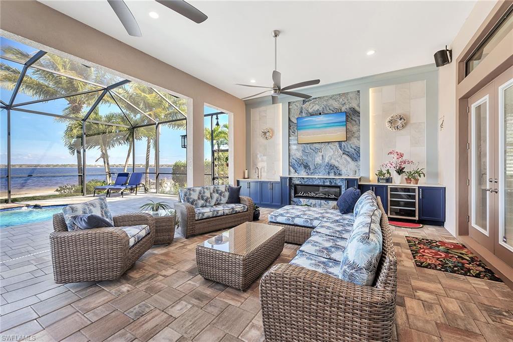 SOUTH SHORE ESTATES - Residential