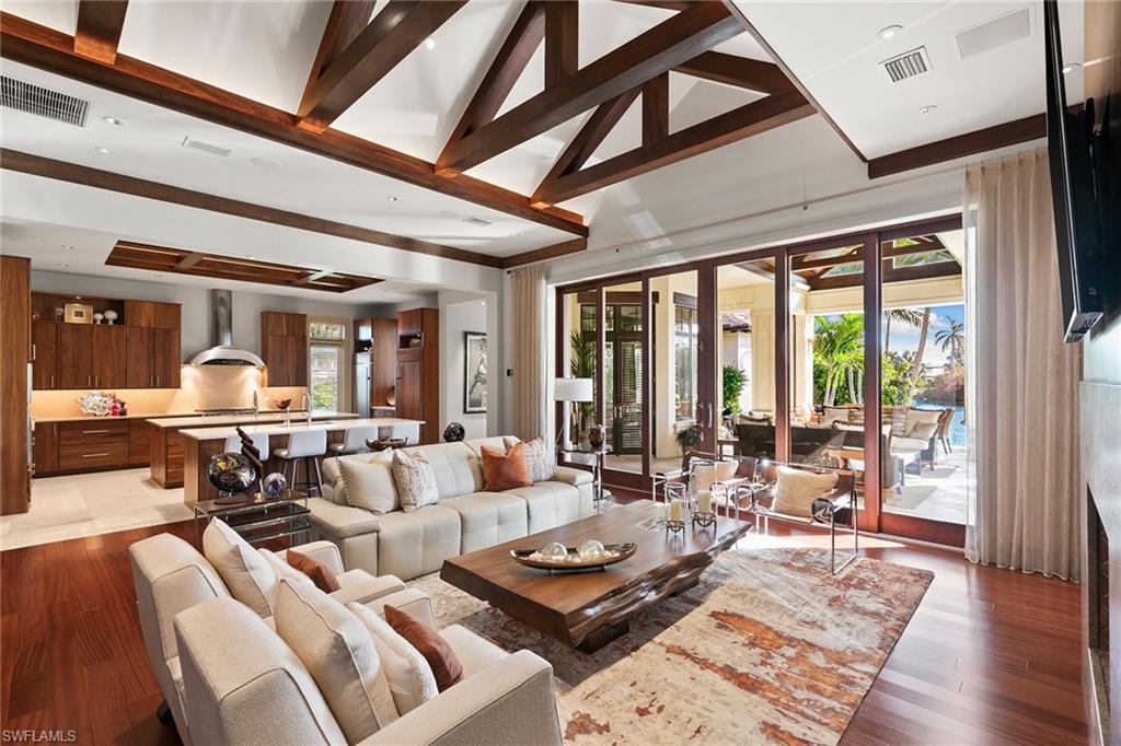 OLDE NAPLES - Residential