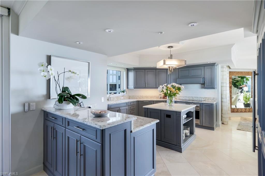 BRIGHTON AT BAY COLONY - Residential