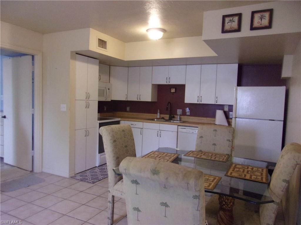 ST. CLAIR GARDENS - Residential