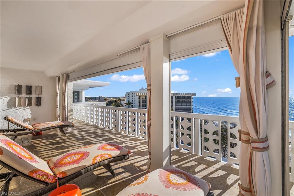 REGENCY TOWERS - Residential