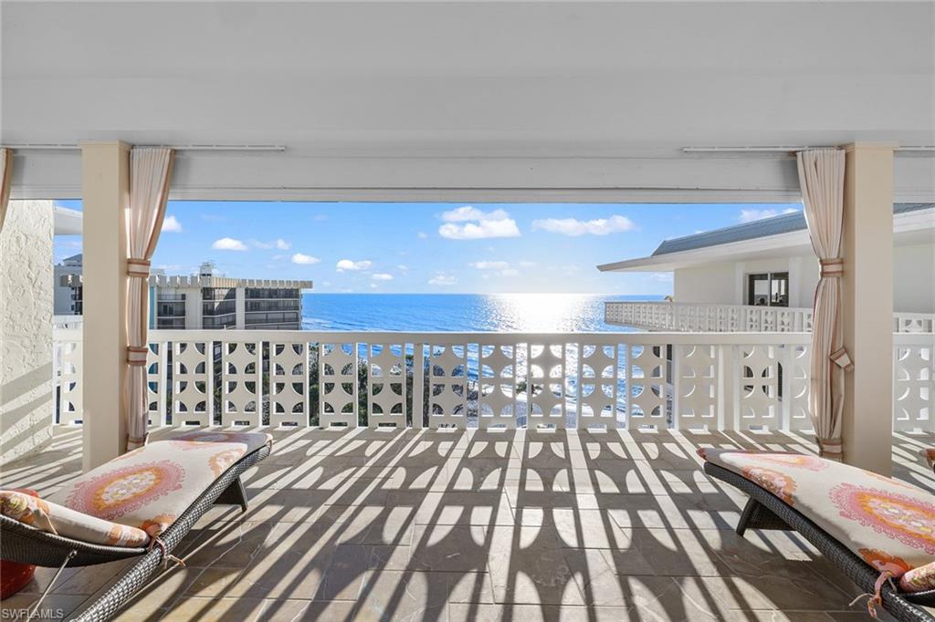 REGENCY TOWERS - Residential