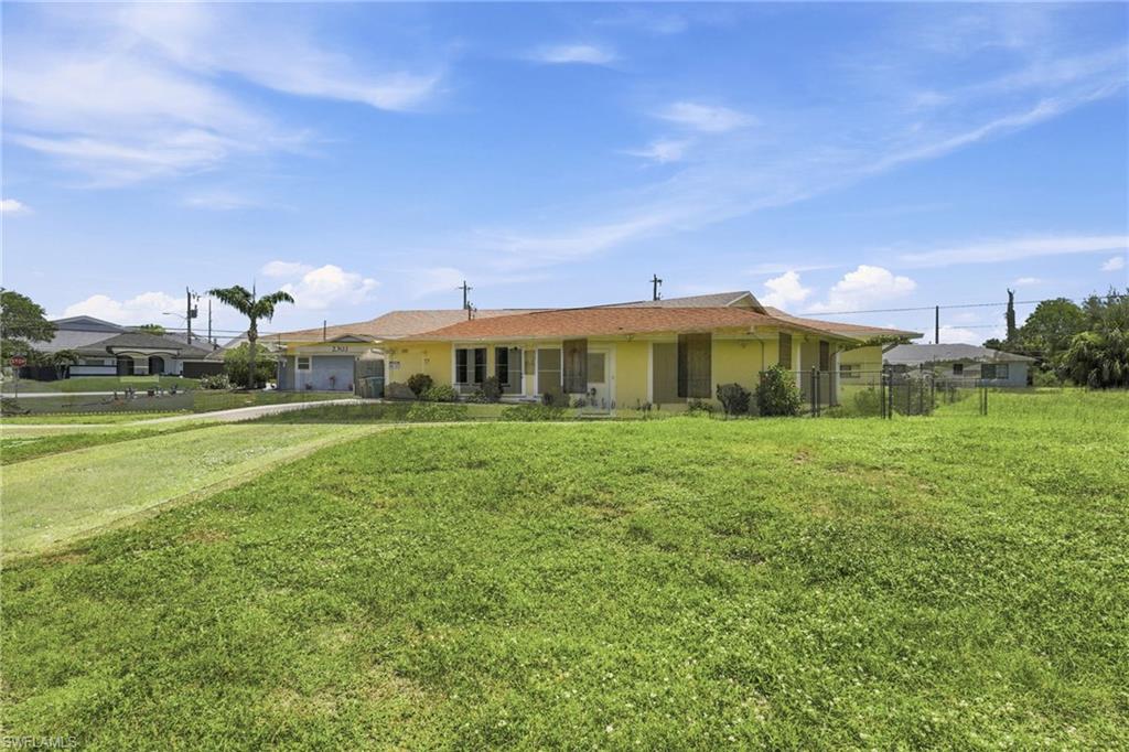 CAPE CORAL - Residential