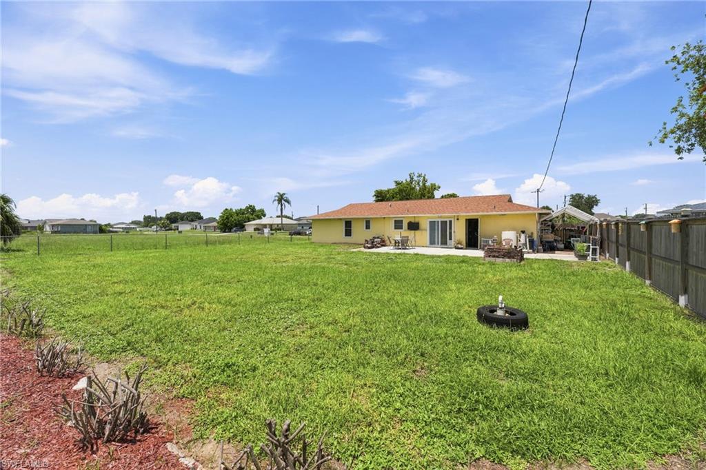 CAPE CORAL - Residential