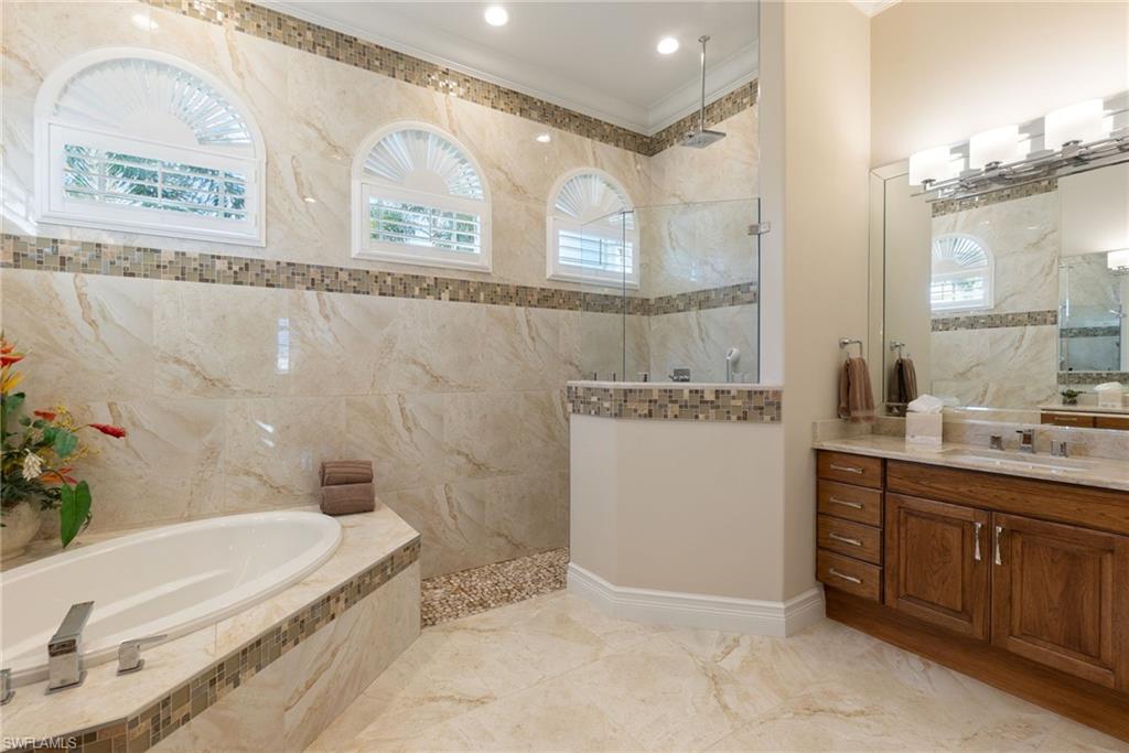 ROYAL PALM GOLF ESTATES - Residential