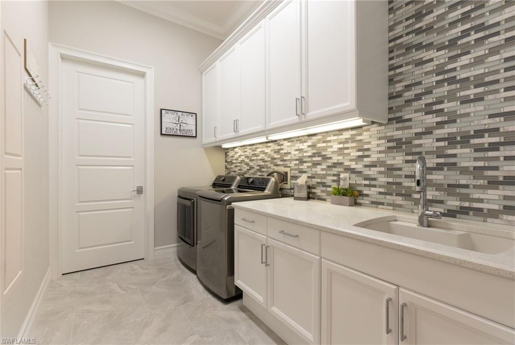 ROYAL PALM GOLF ESTATES - Residential