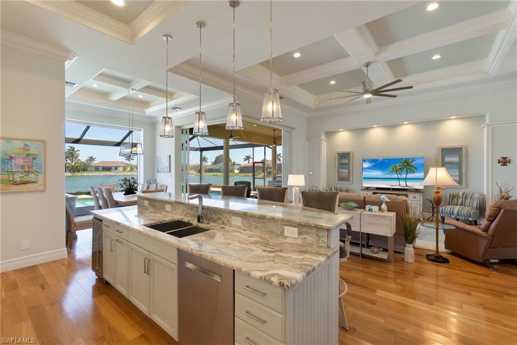 ROYAL PALM GOLF ESTATES - Residential