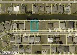 Amazing Deal for a Waterfront-DUPLEX/MULTI-FAMILY ZONED LOT!! (Adjacent lot is available as well-527 SE 4th Ter If combined, you can build up to a 6 Unit Investment property)CITY WATER, SEWER, AND IRRIGATION Utilities already installed and PAID IN FULL! Make an offer today, Rents are up and this is an amazing investment opportunity. FLOOD ZONE X, NO FLOOD INSURANCE NEEDED!
