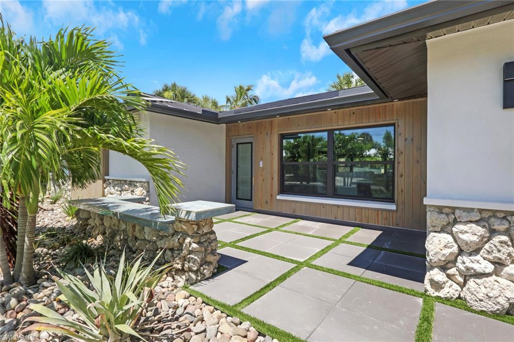 KNIGHTS BOKEELIA ISLE - Residential