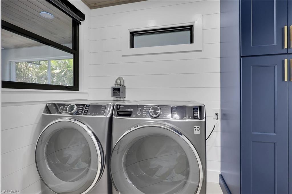 KNIGHTS BOKEELIA ISLE - Residential
