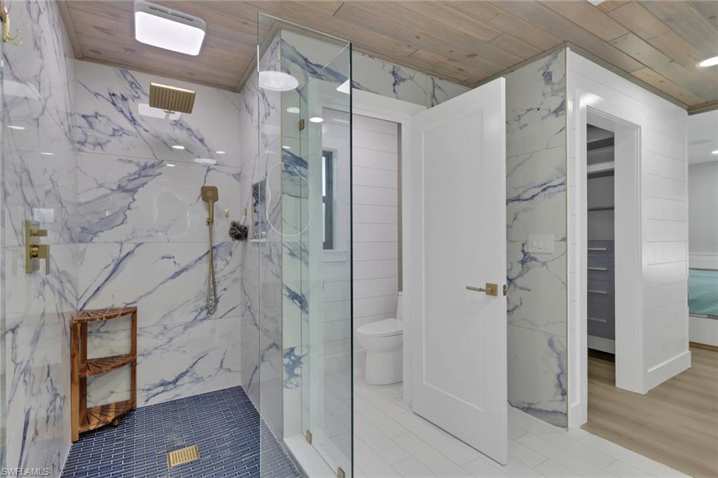 KNIGHTS BOKEELIA ISLE - Residential