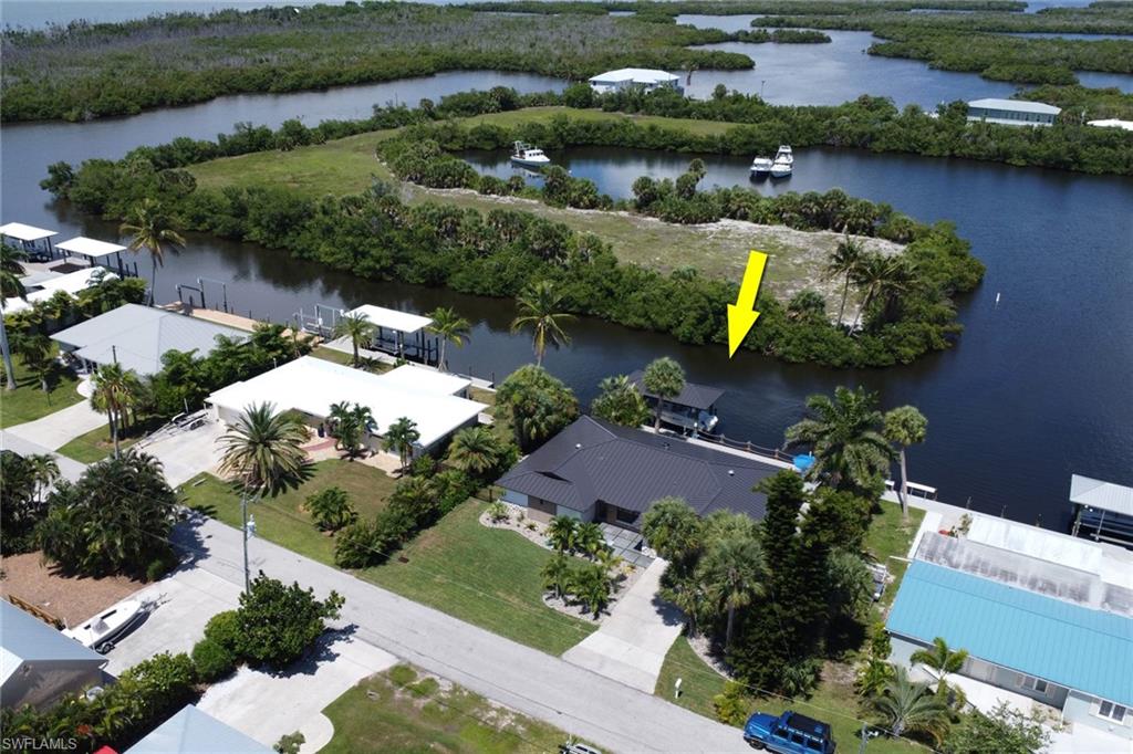 KNIGHTS BOKEELIA ISLE - Residential