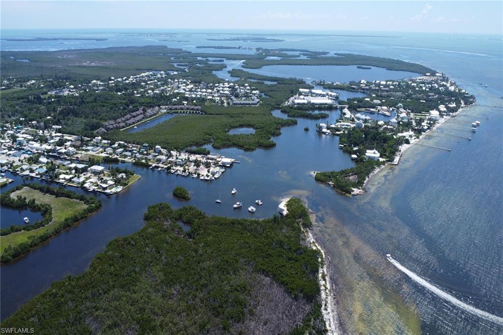 KNIGHTS BOKEELIA ISLE - Residential